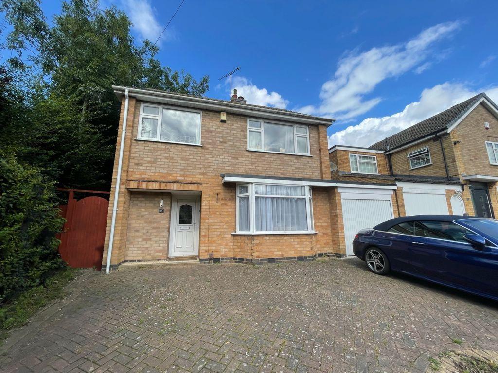 Waldron Drive, Oadby, LE2 3 bed detached house £1,150 pcm (£265 pw)