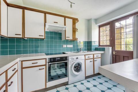 2 bedroom terraced house to rent, Cassocks Square,  Shepperton,  TW17