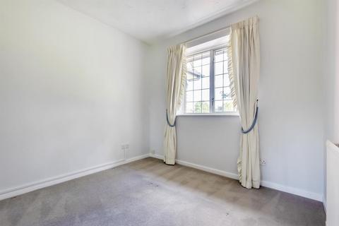 2 bedroom terraced house to rent, Cassocks Square,  Shepperton,  TW17