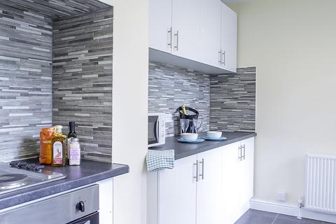undefined, 9 Headingley Avenue, Headingley, Leeds, LS6 3EP