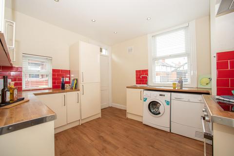 undefined, 9 Canterbury Drive, Headingley, Leeds, LS6 3EU