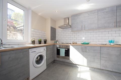 undefined, 71 Headingley Avenue, Headingley, Leeds, LS6 3ER