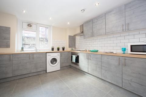 undefined, 71 Headingley Avenue, Headingley, Leeds, LS6 3ER