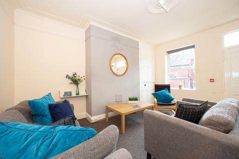 undefined, 71 Headingley Avenue, Headingley, Leeds, LS6 3ER