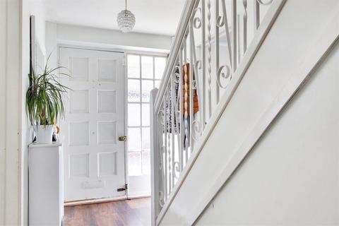 67 Appledore Crescent, Sidcup, DA14 6RG