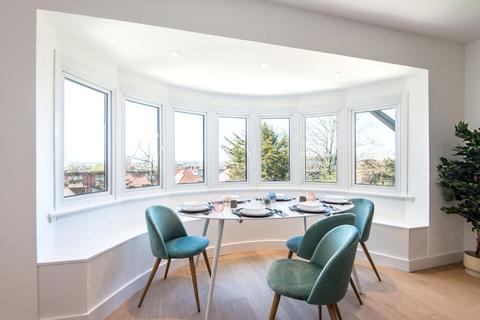157c West Heath Road, London, NW3 7TT