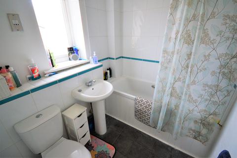 1 Ingle Close, Scarborough, YO12 4AY