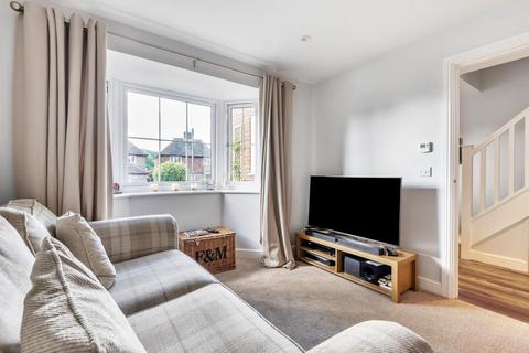 Oak Tree House Barnett Lane, Wonersh, Guildford, GU5 0RZ