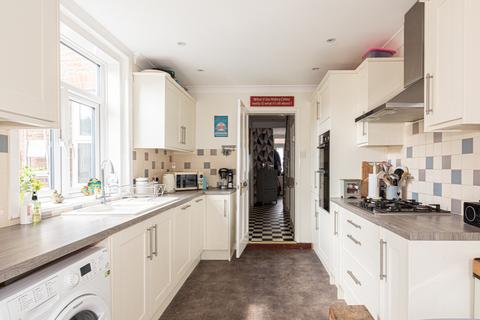 29 Rectory Lane, Ashtead, KT21 2BA