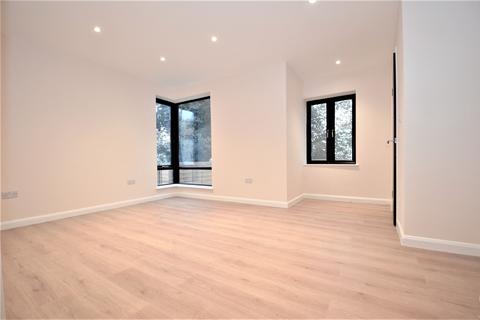 171a Addington Road, South Croydon, CR2 8LL