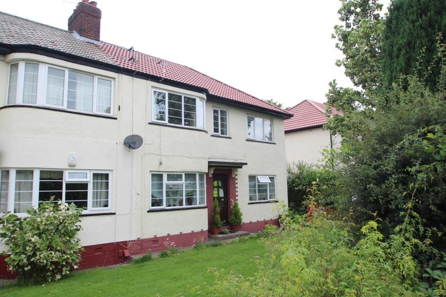 Otley Road, Adel, Leeds, LS16 6AL 2 bed apartment £725 pcm (£167 pw)