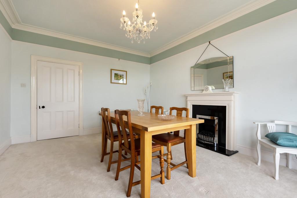 Dining Room/Bedroom 3