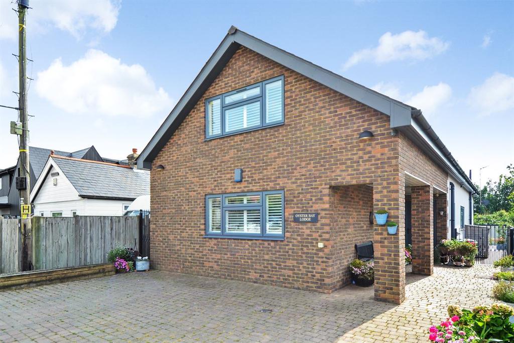 St. Marys Grove, Whitstable 5 bed detached house £775,000