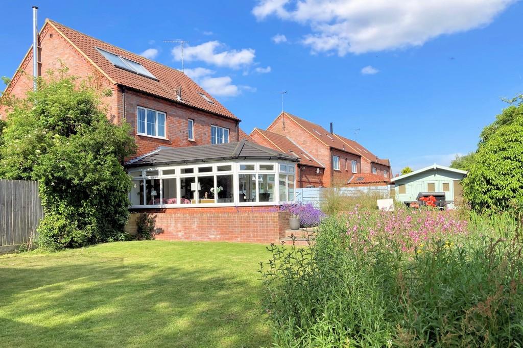 Sedgeford 5 bed detached house for sale £675,000