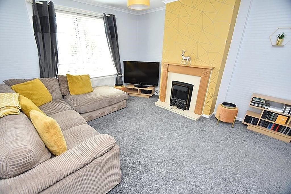 Avenue Park, Mid Calder 1 bed terraced bungalow £123,000