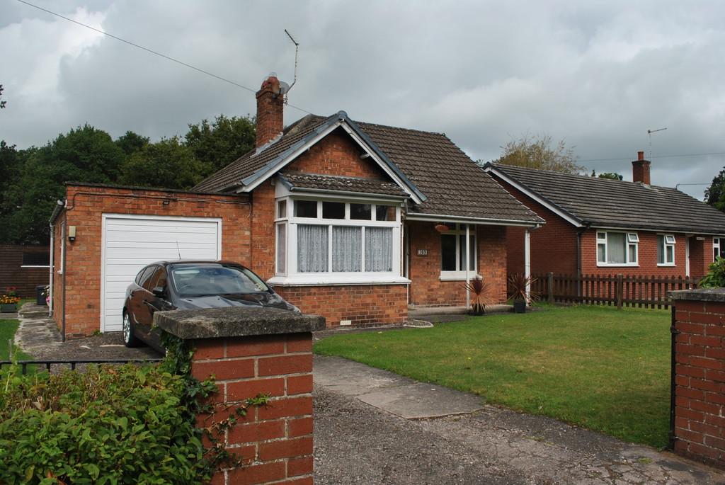 Twemlows Avenue, Higher Heath, Whitchurch 2 bed detached bungalow £