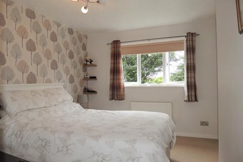 37 Chillingham Close, Middlewich, CW10 9GL