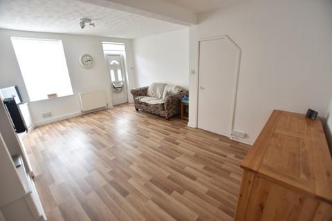 2 bedroom end of terrace house for sale, Edge Grove, Chester