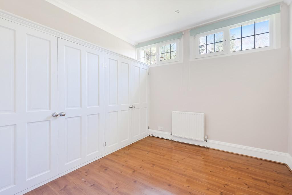 Broadway, flat 9 (7)