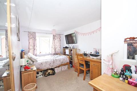 23 Allington Drive, Great Coates, Grimsby, DN37 9FF