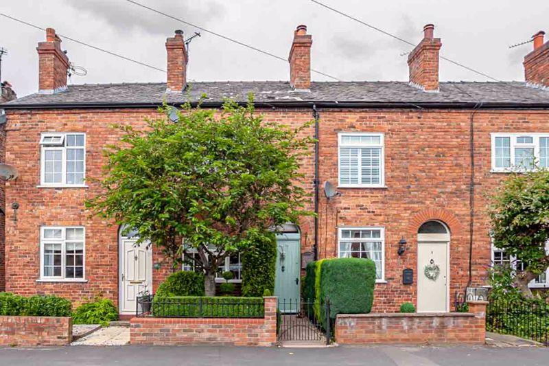 Town Lane, Mobberley 2 bed terraced house £335,000