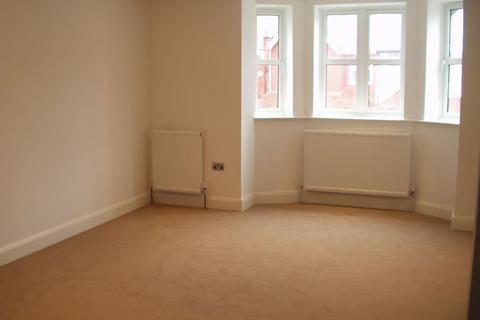 3 bedroom flat to rent, TWINLOCK COURT, WILSON GARDENS, WEST HARROW, LONDON HA1