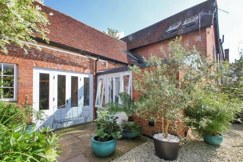 2 bedroom character property for sale, Talbot Road, Hawkhurst, Kent, TN18 4NH