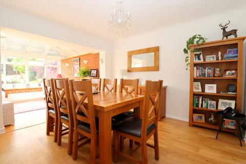 21 Bunyans Close, Luton, LU3 2PX
