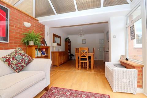 21 Bunyans Close, Luton, LU3 2PX