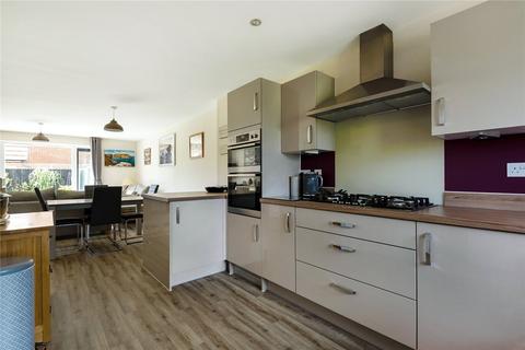 11 Barnsley Close, Tadpole Garden Village, Swindon, SN25 2TU