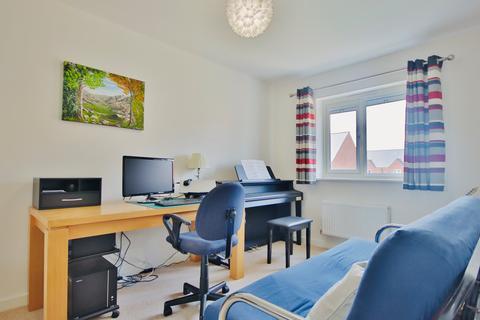 56 Dalziel Drive, Whittington, Worcester, WR5 2QY