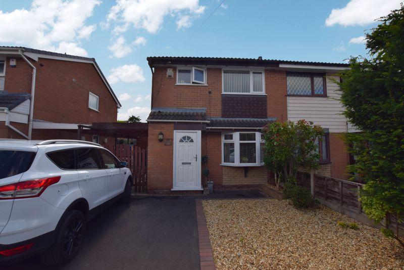 Chester Avenue, Little Lever, Bolton 3 bed semidetached house £200,000