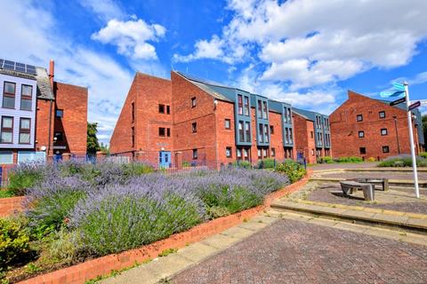 2 bedroom apartment for sale - Wycliffe End, Aylesbury