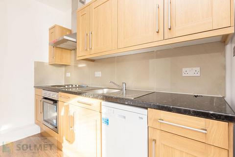1 bedroom flat to rent, Cavendish Road, London NW6