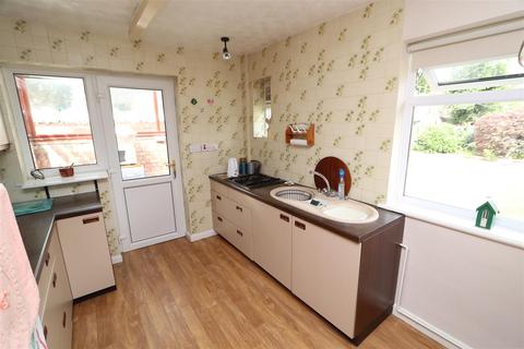 10 Ashford Road, Burton-on-trent, DE13 0QG