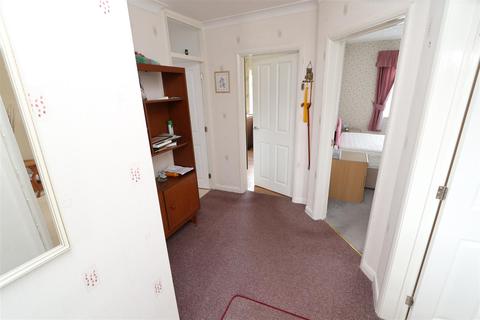 10 Ashford Road, Burton-on-trent, DE13 0QG