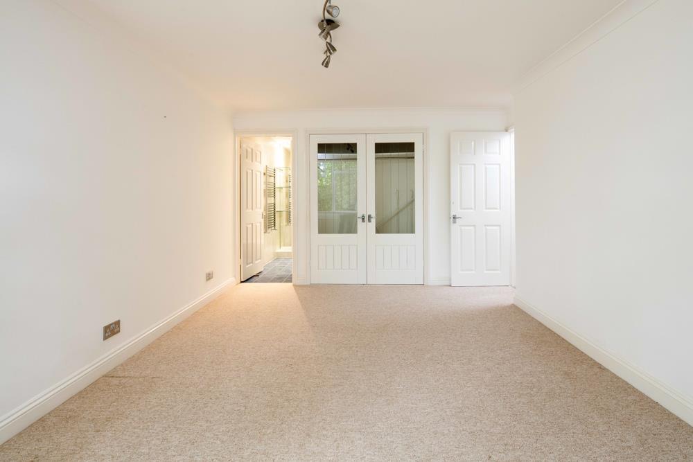Flat 1 Ardmore-4.jpg