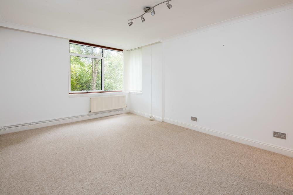 Flat 1 Ardmore-3.jpg