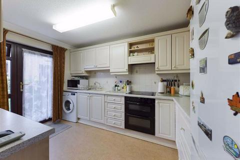 33 Apple Orchard, Prestbury, Cheltenham, GL52 3EH