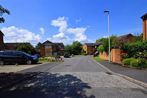 33 Apple Orchard, Prestbury, Cheltenham, GL52 3EH