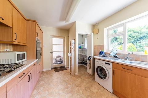 1 Broadmead, Burton Joyce, Nottingham, NG14 5FL