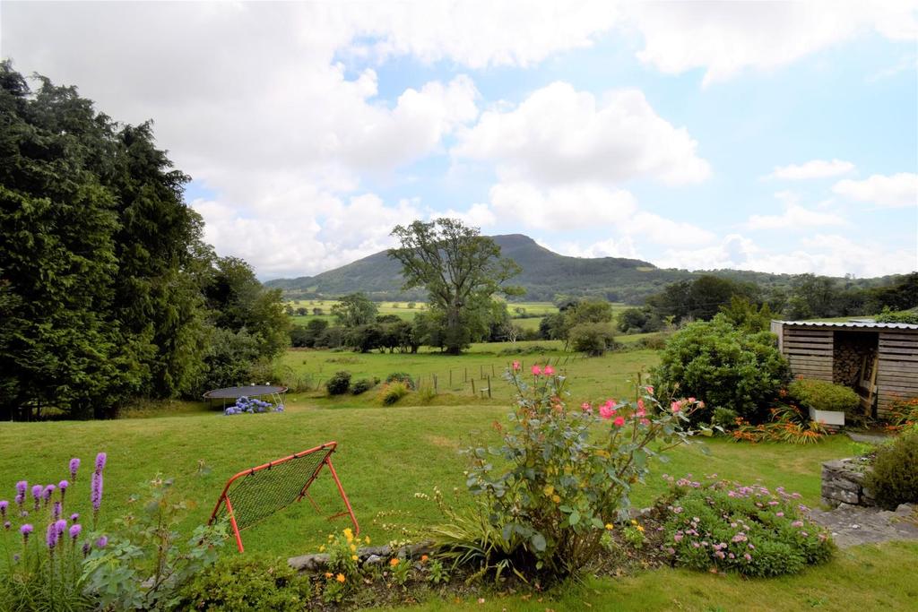 Penmorfa, Porthmadog 5 bed detached house for sale £425,000