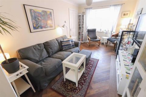 6 Birds Hill, Heath And Reach, Leighton Buzzard, LU7 0AD
