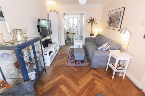 6 Birds Hill, Heath And Reach, Leighton Buzzard, LU7 0AD