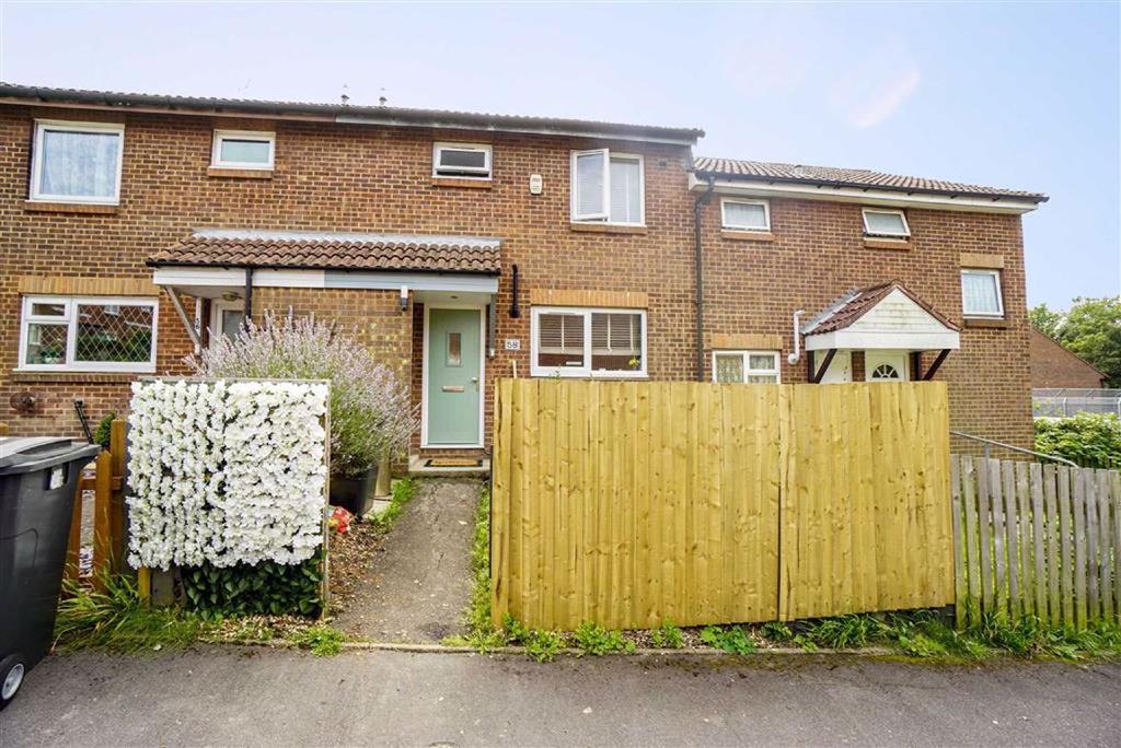 Seven Acre Close, St. Leonards-on-sea, East Sussex 3 bed terraced house ...