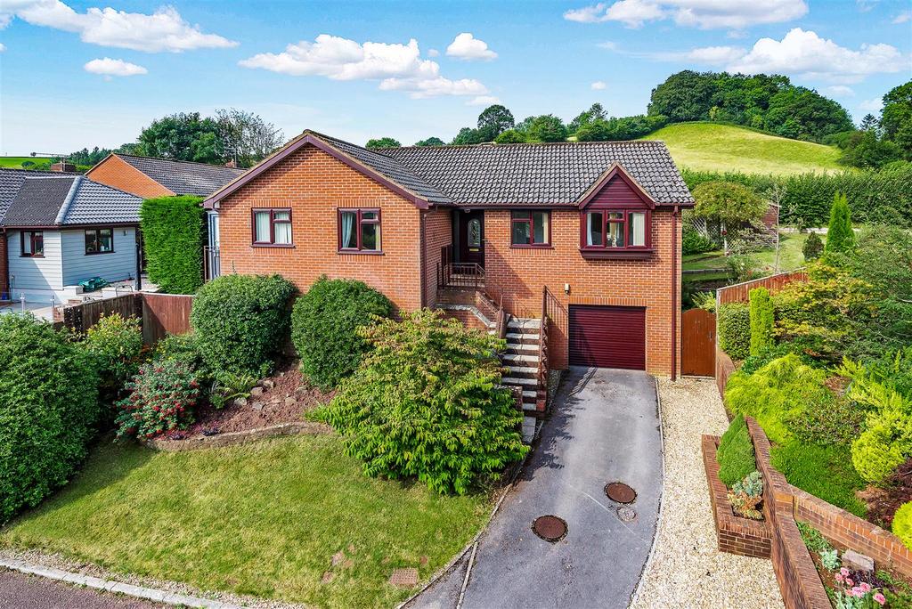 Ashley Rise, Ashley, Tiverton 3 bed bungalow for sale £395,000