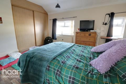 102 Dixon Crescent, Doncaster, DN4 0SP