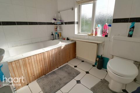 102 Dixon Crescent, Doncaster, DN4 0SP
