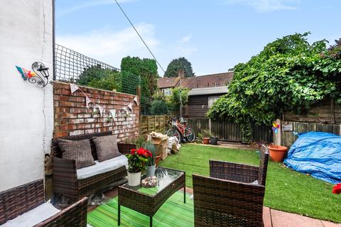 238 Beaconsfield Road, London, SE9 4ED