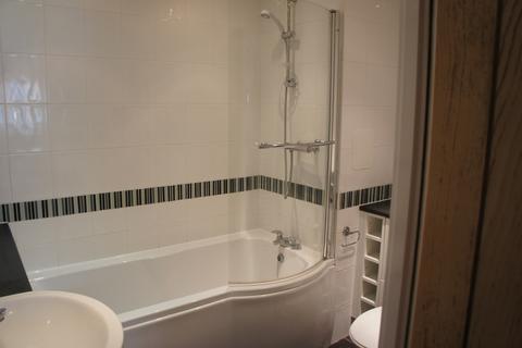 1 bedroom flat to rent, Town Mead, West Green, Crawley
